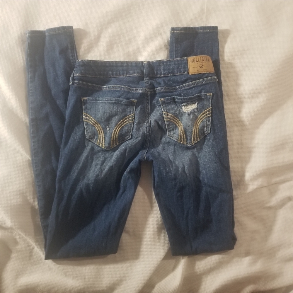 Hollister Destroyed Jeans